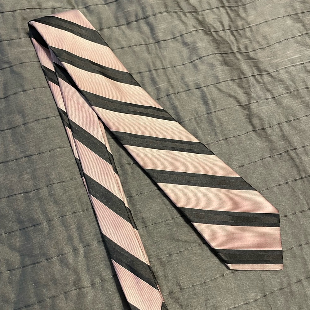 Express Pink and Grey Neck Tie